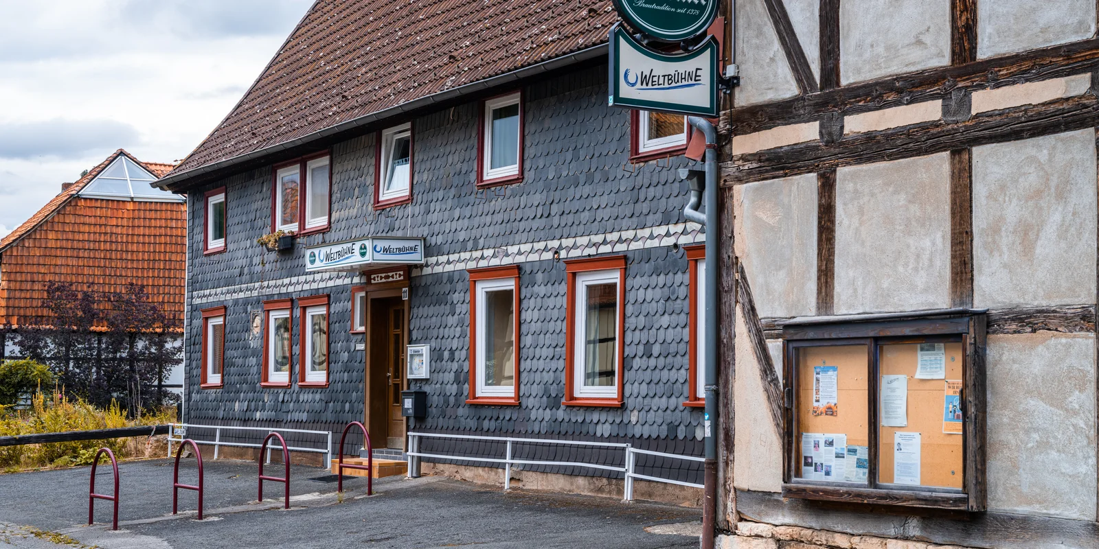 Außenaufnahme Bad Gandersheim Weltbühne Heckenbeck