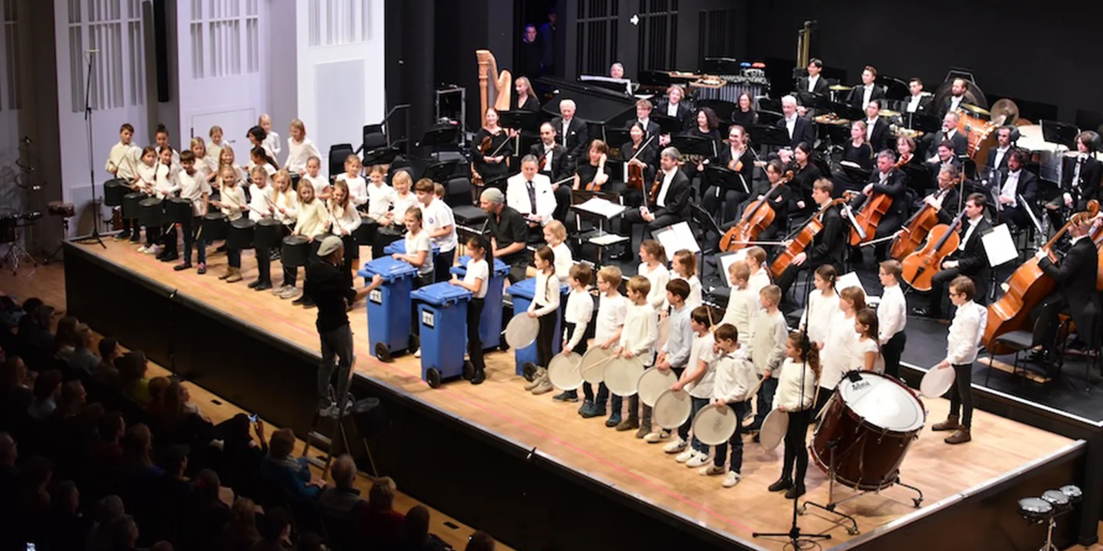 »Double Drums« mit dem Göttinger Symphonieorchester in der Stadthalle Göttingen