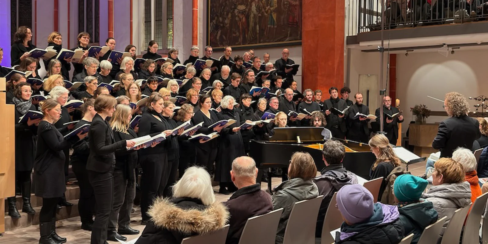 Die Stadtkantorei unter der Leitung von Bernd Eberhardt in der St. Johanniskirche