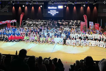 »Sport meets music« in der Sparkassen-Arena