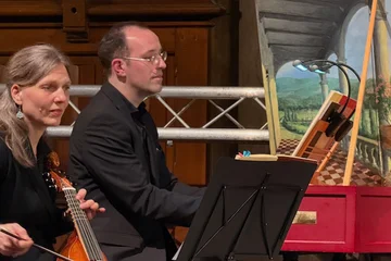 Laura Frey und Antonius Adamske im Alten Rathaus Göttingen